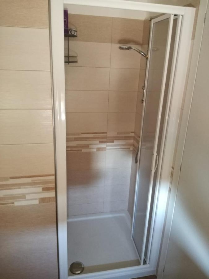 Marilide Acomodação com café da manhã Marotta Exterior foto